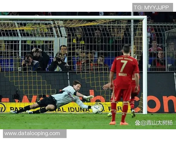 足球明星惊艳全场直接滑行半场展现超凡技艺引发球迷热议